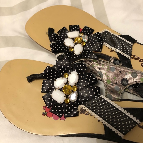 Poetic Licence London Sandals - Picture 6 of 8